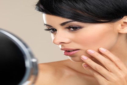 Reducing Facial Pore Size: Effective Strategies and Recommended Serums